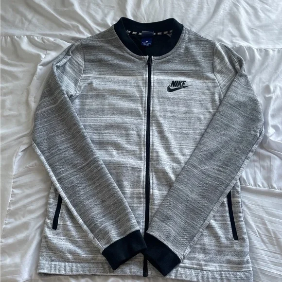 Mens Nike Knit Jacket Size Small. - Picture 3 of 8